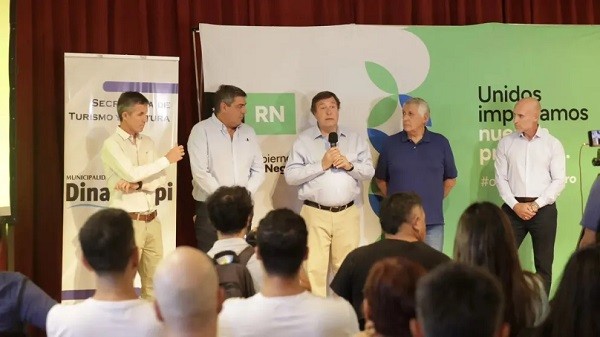 Río Negro avanza con la construcción del nuevo hospital en Dina Huapi