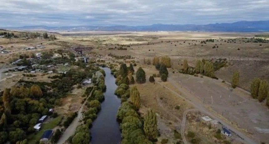 Investigan presunto lavado de dinero y evasi&oacute;n vinculados a un loteo en Dina Huapi