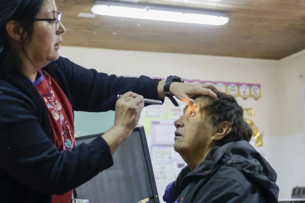 Llega a Dina Huapi la propuesta provincial que brinda acceso a la salud visual
